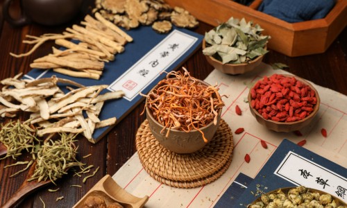 中草药面膜-权威美白保湿中药面膜平台,分享专业纯中药面膜秘方书知识_中药保湿面膜配方网